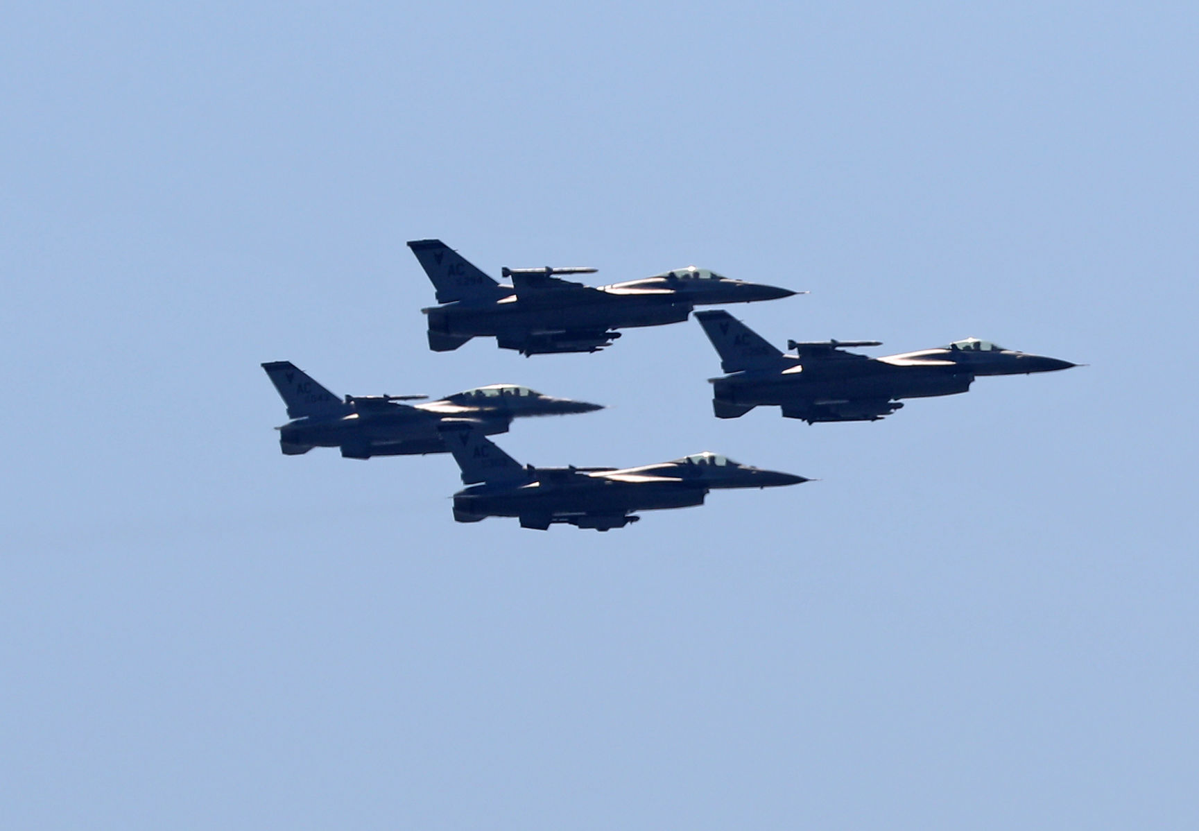 Planes practice before Airshow in AC